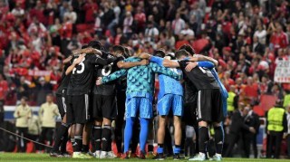 乐鱼体育正版-梁熙明：尤文出局早已注定，阿囧被演了一出荒诞剧